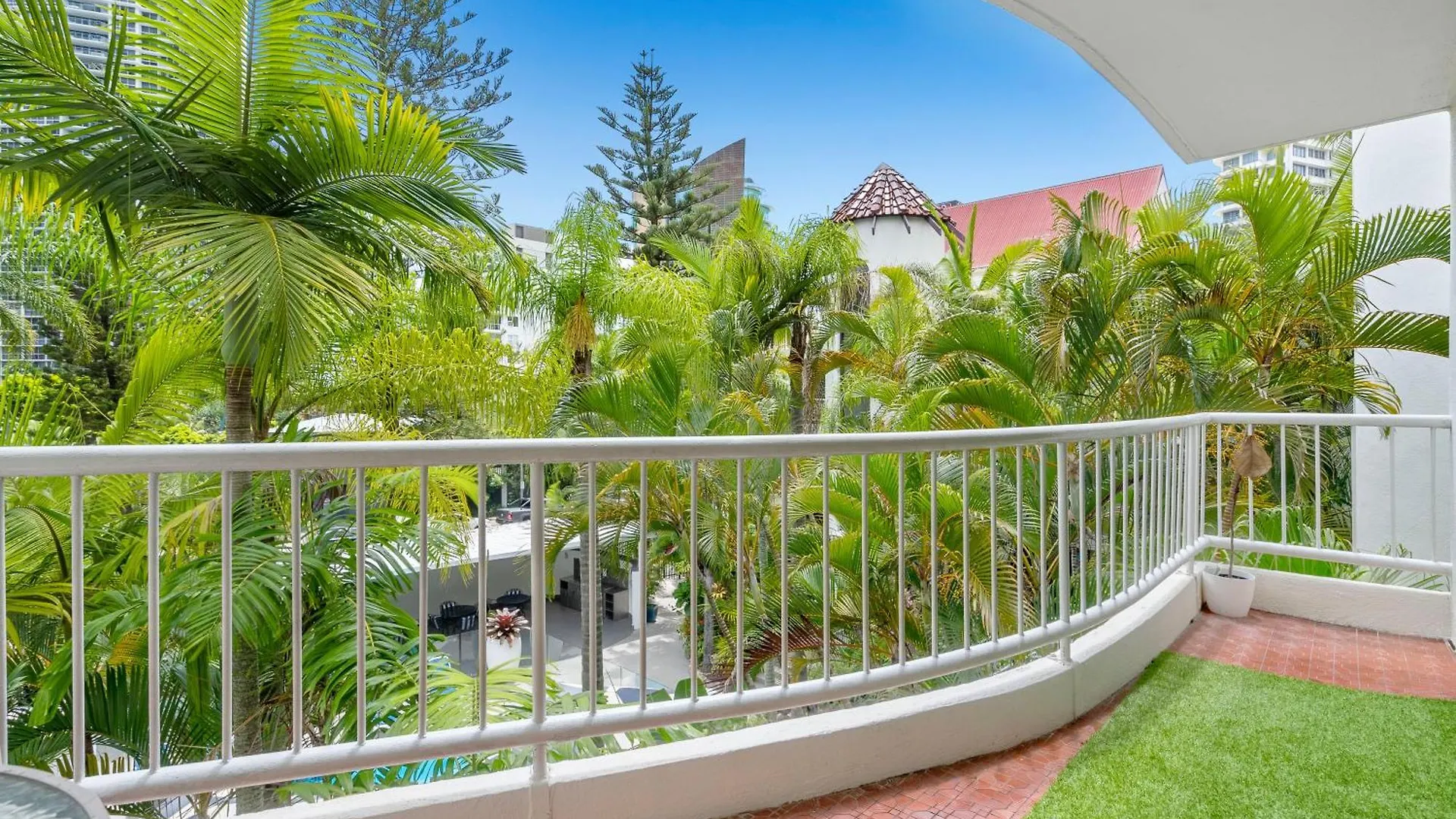 Apartment Surfers Paradise Mediterranean Dream Gold Coast
